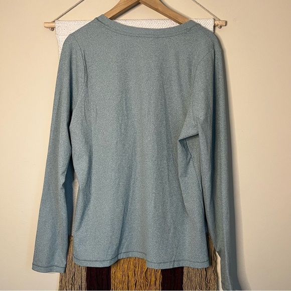 Athleta Uptempo Ribbed Henley Top, Minimalistic Grey SIZE 1x - Picture 3 of 9